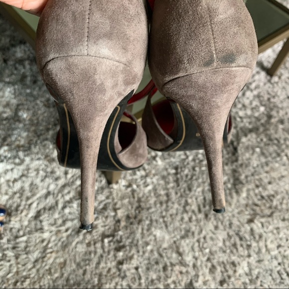 Charles Jourdan Criss-cross Suede Pumps - Picture 6 of 7